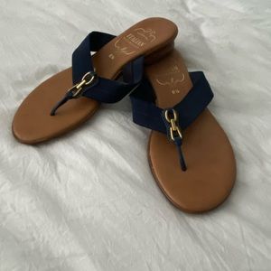 Women’s sandals